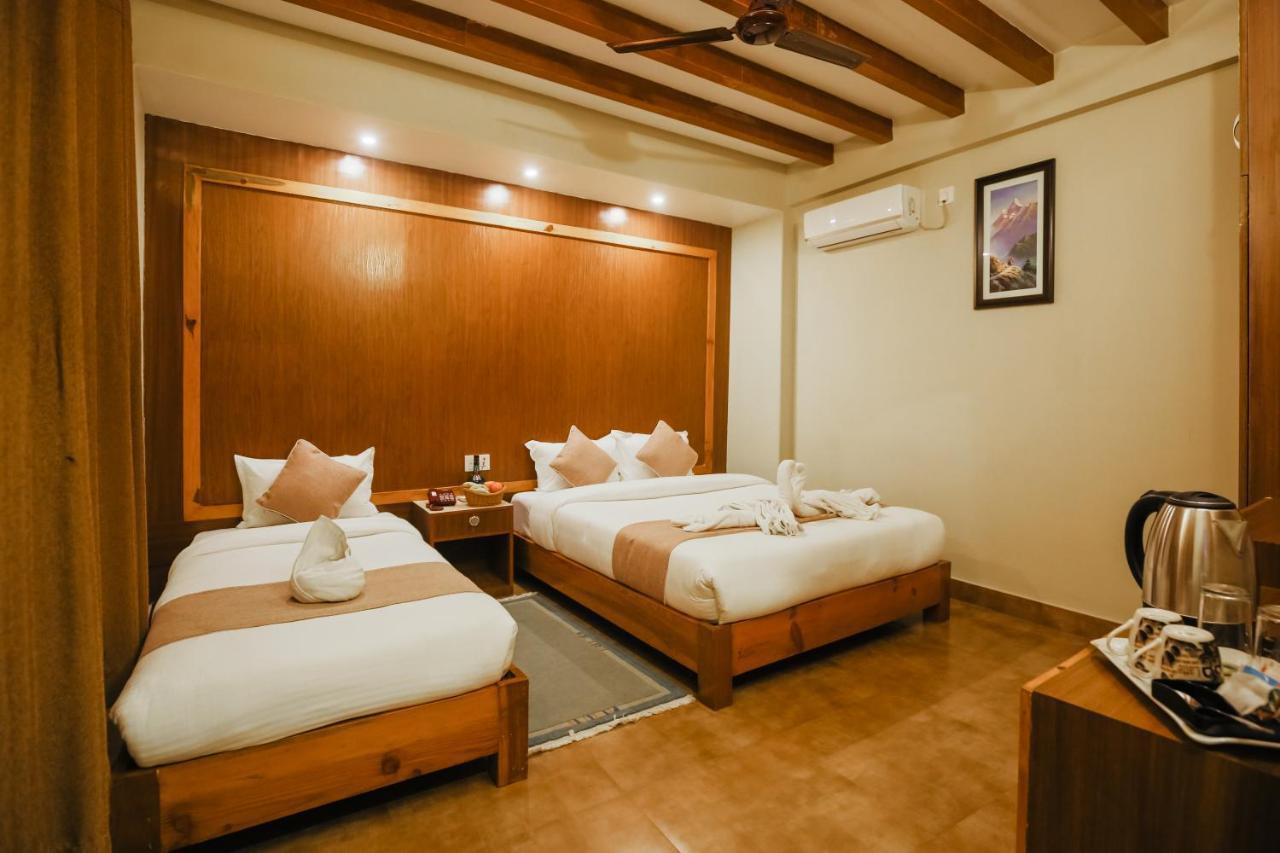 Paradise Boutique Hotel Pokhara Exterior photo