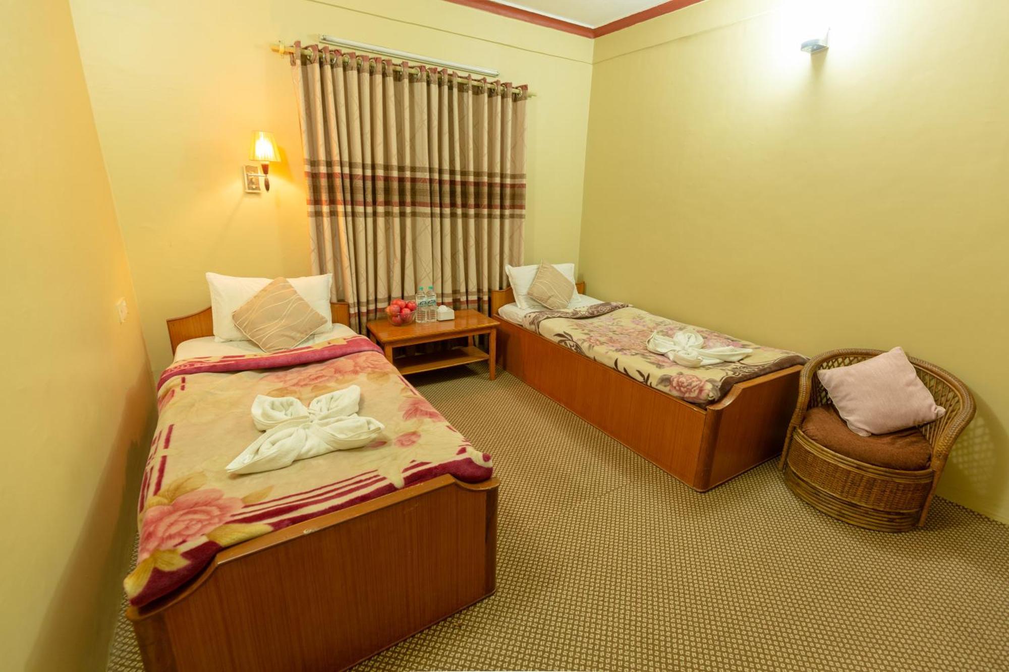 Paradise Boutique Hotel Pokhara Exterior photo